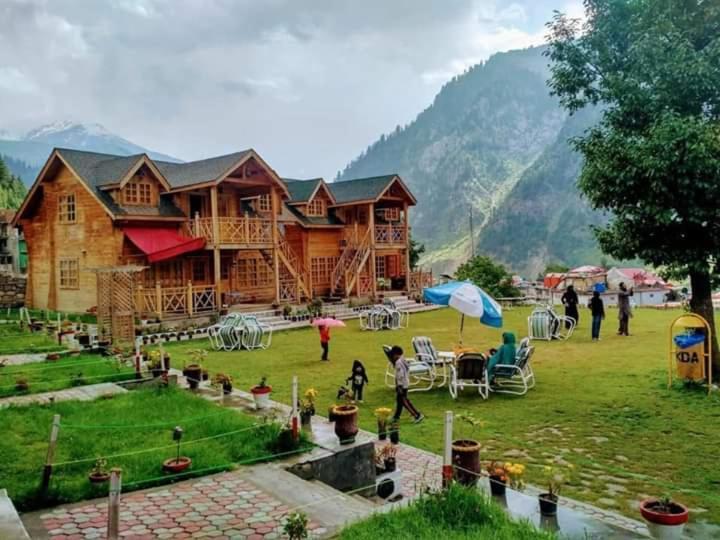 Swiss Wood Cottages Naran Exterior photo